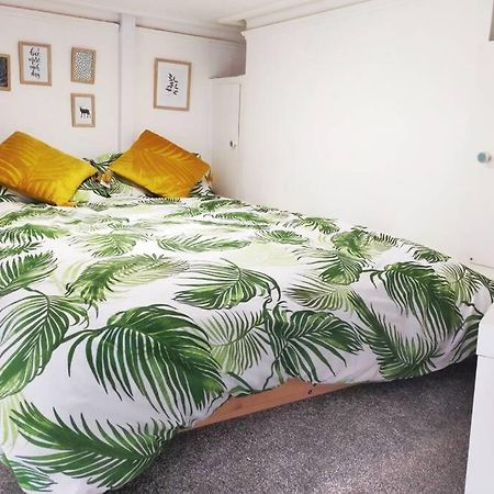 Appartamento Cute & Cosy Loft-Style Studio Close To Beach Bournemouth Esterno foto